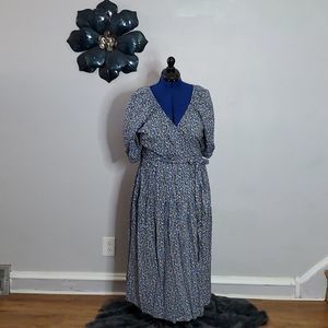 New Old Navy Blue Floral Maxi Waist Tie Dresses